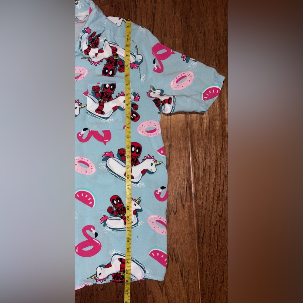 Marvel Deadpool Unicorn and Donut Casual Button Down Shirt Hawaiian Size Medium - Picture 7 of 7